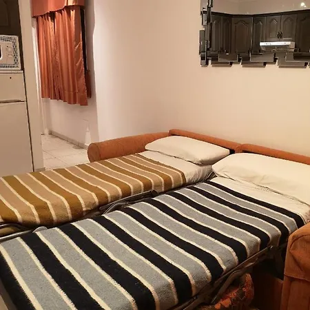 Heated Pools-200m Beach- Wifi