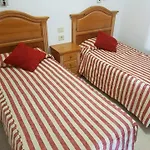 Heated Pools-200m Beach- Wifi Apartment *