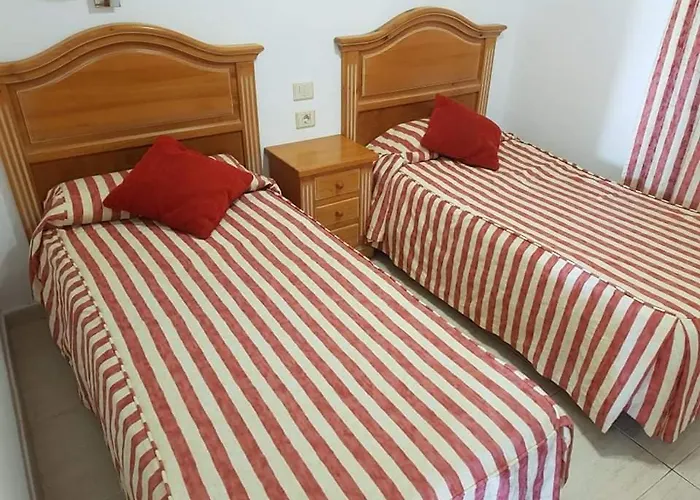 Heated Pools-200m Beach- Wifi Apartament *